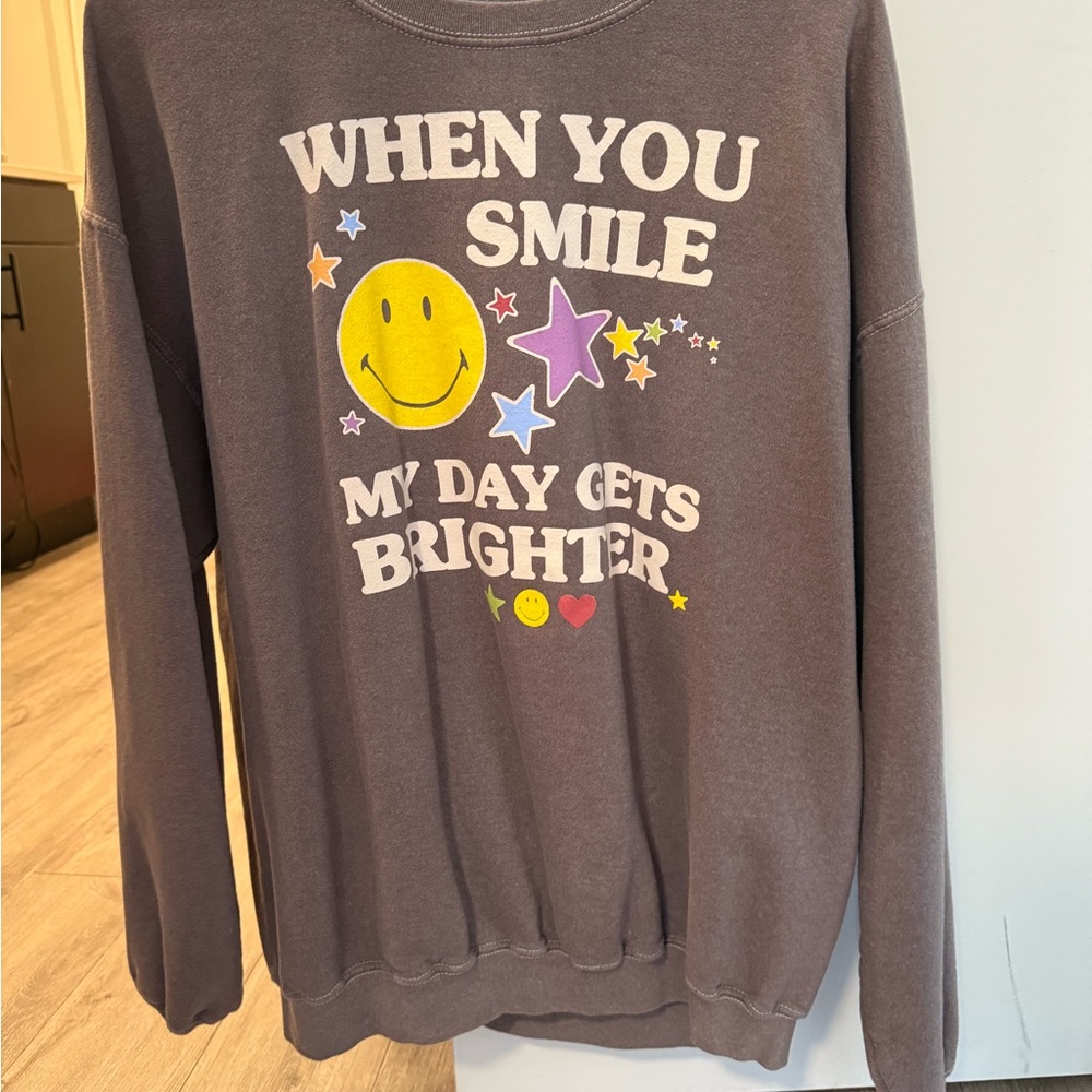 Graphic Sweatshirt with Smile Design